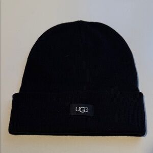UGG Classic Black Knit Hat NWOT